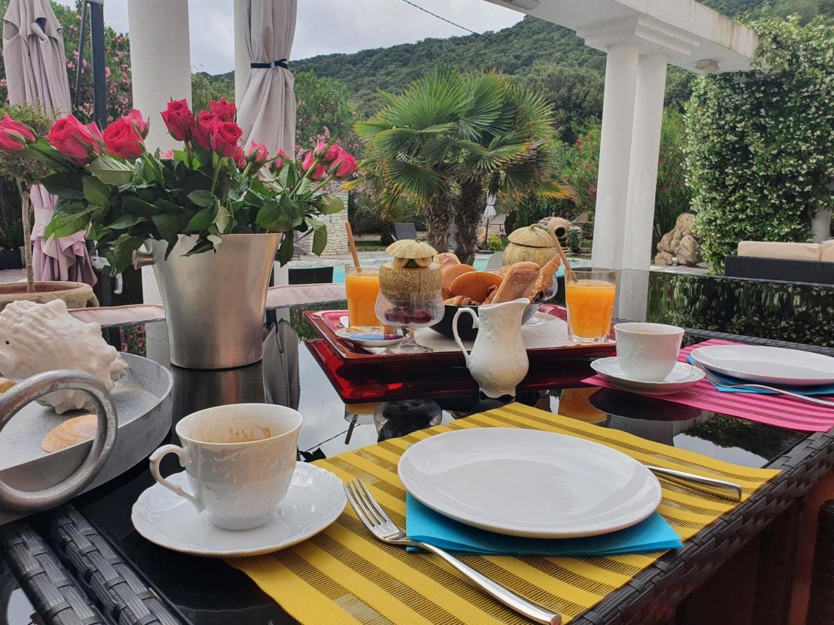 بونيفَسْيو Villa Petra Bianca Suite & Chambre A 10Mn A Pied Du Port De Bonifacio المظهر الخارجي الصورة