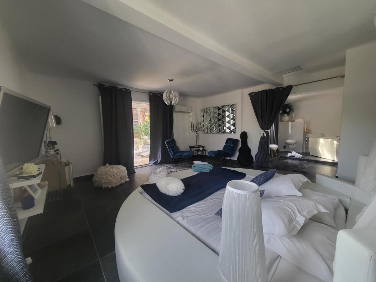 بونيفَسْيو Villa Petra Bianca Suite & Chambre A 10Mn A Pied Du Port De Bonifacio المظهر الخارجي الصورة