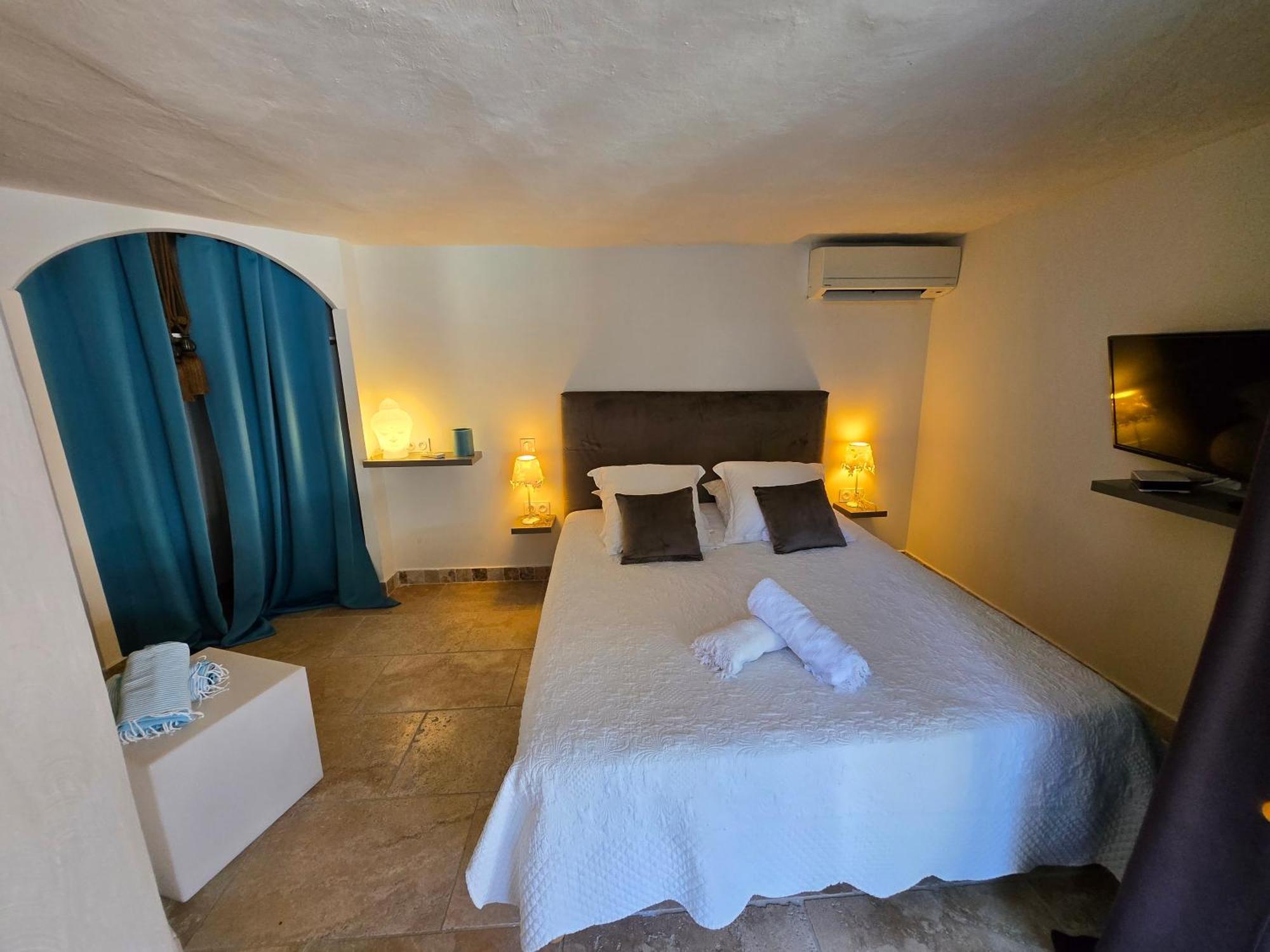 بونيفَسْيو Villa Petra Bianca Suite & Chambre A 10Mn A Pied Du Port De Bonifacio المظهر الخارجي الصورة